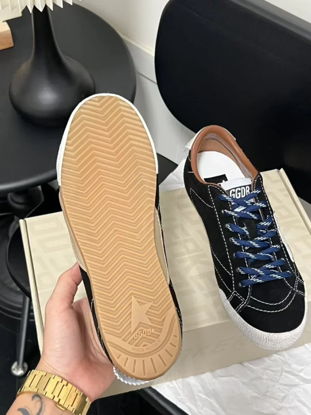 Golden Goose Black Suede Star-Detail Sneakers - Picture 9 of 9